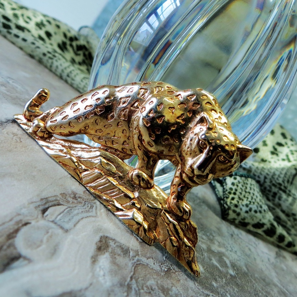Wild Cat Prowling Statement Brooch Pin